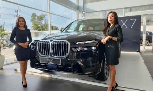 Luxury SAV, The New BMW X7 Hadir di Pekanbaru