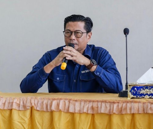 Corporate Secretary PT Bumi Siak Pusako, Ardian Ardi.
