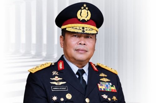 Ilustrasi Irjen Arman dilantik langsung oleh Kapolri Jenderal Suyudi Ario Seto sebagai Kapolda Riau (foto/int)