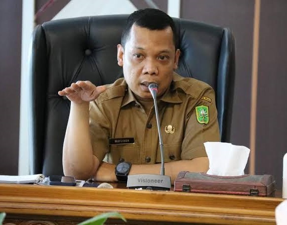Pj Walikota Pekanbaru, Muflihun bicara soal kebakaran gedung BPKAD (foto/int)