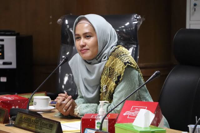 Ketua Fraksi Golkar DPRD Riau, Karmila Sari (foto/int)