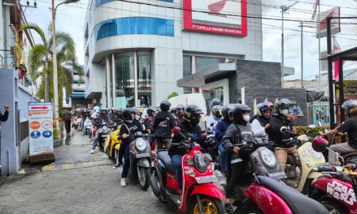 Ratusan bikers Honda Scoopy Riau mengikuti kegiatan kopdar gabungan dan gathering di Alam Mayang Pekanbaru.(foto: istimewa)