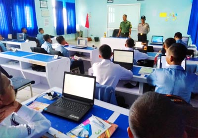 Kunjungan ke SMP Negeri Islam Teknologi (Istek).