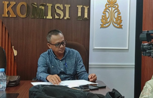 Ketua Komisi II DPRD Kota Pekanbaru, Zainal Arifin (foto/Mg1)
