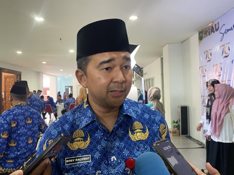 Kepala Dinas Tenaga Kerja dan Transmigrasi Provinsi Riau, Boby Rachmat (foto/yuni)