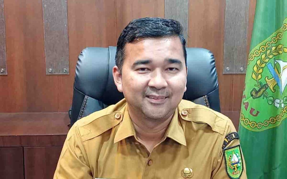 Kepala Dinas Tenaga Kerja dan Transmigrasi (Disnakertrans) Riau, Boby Rachmat (foto/int)