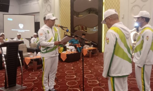 Kadispora Riau, Boby Rachmat saat pengukuhan Kontingen Riau untuk Porwil XI Sumatera 2023.(foto: rahmat/halloriau.com)