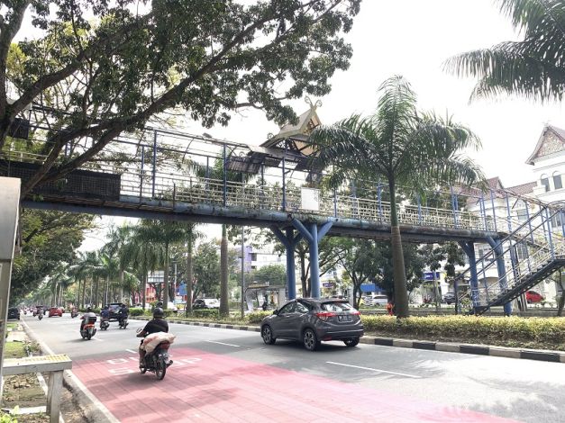 JPO di Jalan Sudirman depan Sudirman Square Pekanbaru.(foto: int)