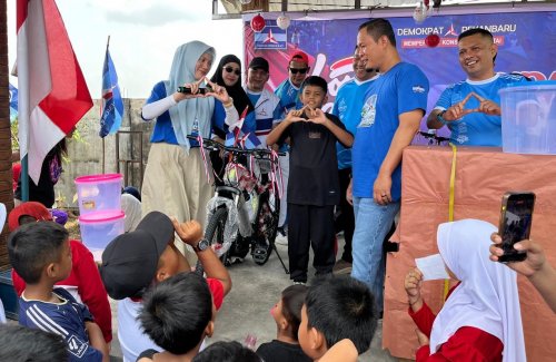 Semarak momen HUT ke-81 RI dan HUT ke-25 Demokrat di Kota Pekanbaru.(foto: mimi/halloriau.com)