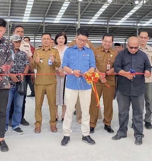 Peresmian PKS PT. SBL yang dihadiri oleh pemilik Ahau, jajaran Anggota DPRD Kuansing, Arpison, Camat Sentajo Raya, Hevi H Antoni. (Foto: Ultra Sandi)