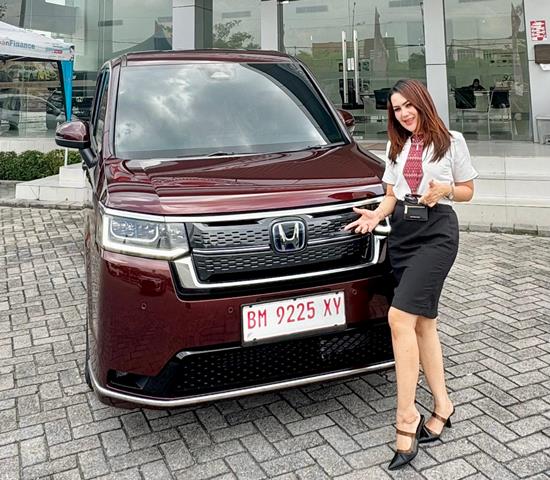 Honda StepWGN e:HEV, Mobil Keluarga Serba Guna, Sudah Bisa Dipesan di Honda Soekarno Hatta
