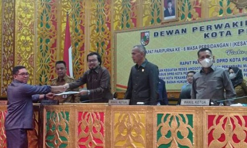 Rapat paripurna laporan reses DPRD Pekanbaru.(foto: int)