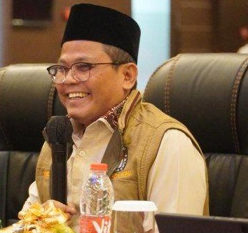 Ketua KPU Riau Rusidi Rusdan.
