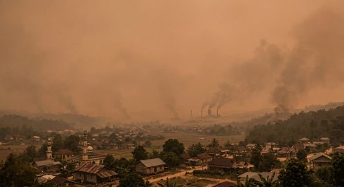 Kabut asap selimuti Kabupaten Inhu.(ilustrasi/AI/halloriau.com)