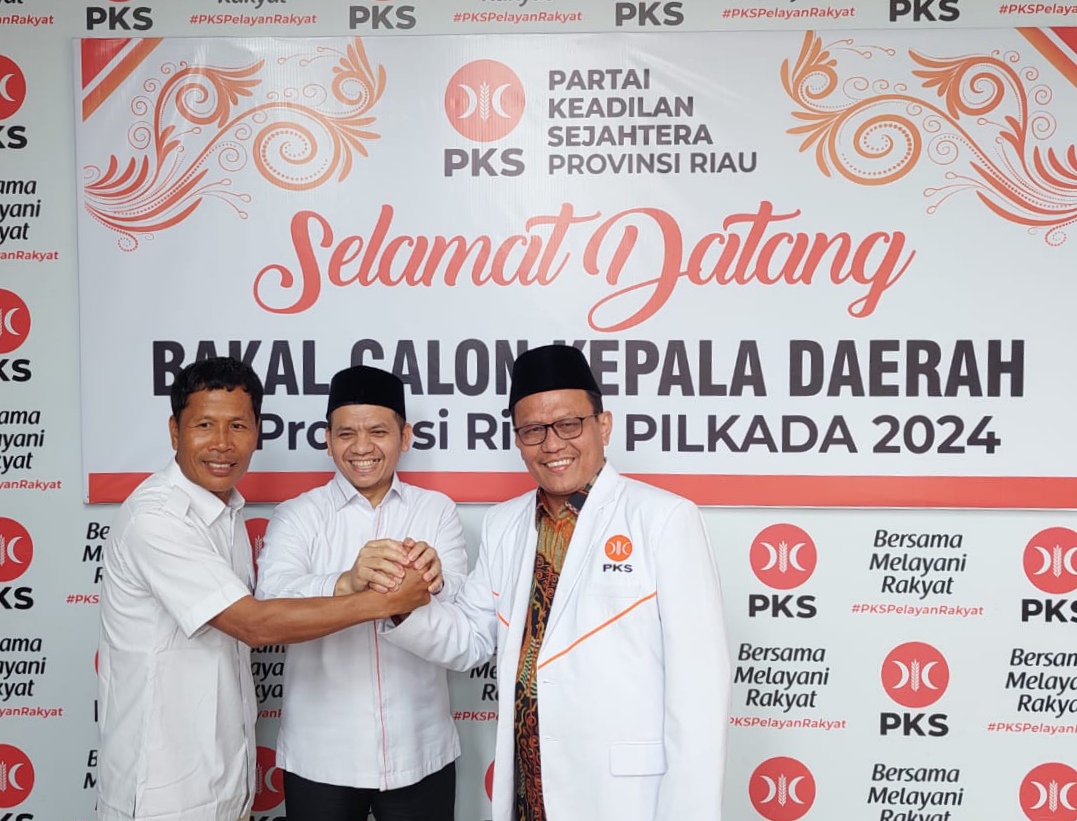 Pasangan bacalon bupati dan wakil bupati Bengkalis, Khairul Umam-Indra Gunawan Eet sambangi DPW PKS Riau, Jumat (14/6/2024) (foto:ist) 