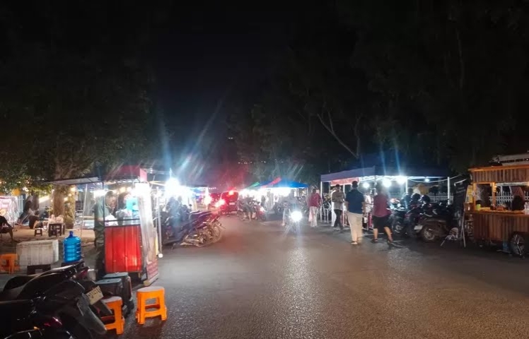 Pemerintah Kota Pekanbaru akan tata PKL yang berada di Jalan Cut Nyak Dien (foto/dini)