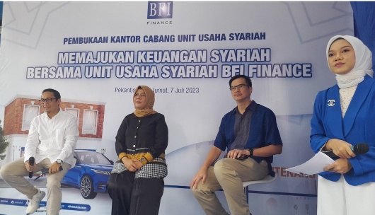 Kantor Cabang BFI Finance Syariah Pekanbaru di Jalan Setia Budhi resmi dibuka (foto/bayu-halloriau)