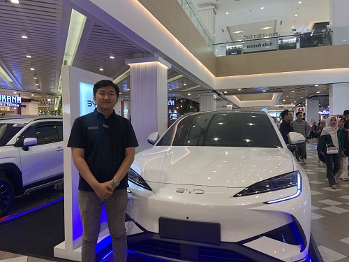 Dibanderol Rp700 Jutaan, BYD Sealion 7 Performance Hadirkan Mobilitas Masa Depan di Pekanbaru