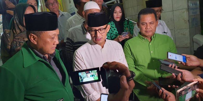 Sandiaga Salahudin Uno bersama tokoh PPP Jogja.(foto: int)