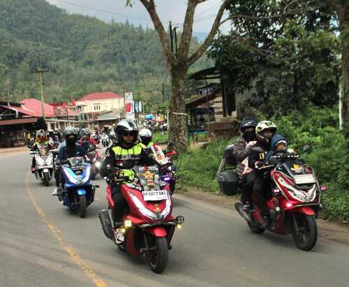 PT Capella Dinamik Nusantara menggelar Honda Bikers Motour Camp 2025 di Sunnyside Payakumbuh, Sumatera Barat. (Foto: Istimewa)