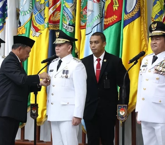 Mendagri Tito Karnavian melantik Elen Setiadi sebagai Pj Gubernur Sumsel. (Humas Pemprov Sumsel).