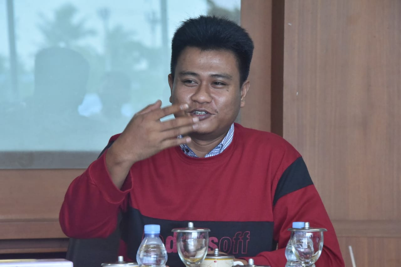 Koordinator Forum Indonesia untuk Transparansi Anggaran (FITRA) Riau, Triono Hadi (foto/int)