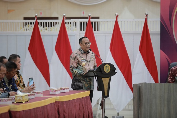 Pj Gubri, Rahman Hadi saat memberikan sambutan. Foto Ist