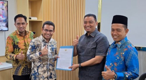 Anggota DPR RI, Hendry Munief siap fasilitasi hibah aset pemerintah pusat untuk kepentingan warga Pekanbaru (foto/ist)