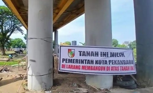 Kawasan bawah Jembatan Siak 1 bersih dari bangunan liar (foto/tribunpku)