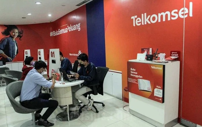 Telkomsel tingkatkan jumlah pelanggan pascabayar.(foto: bisnis.com)