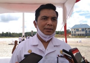 Kepala Disperindag Kota Pekanbaru, Zulhelmi Arifin (foto/int)