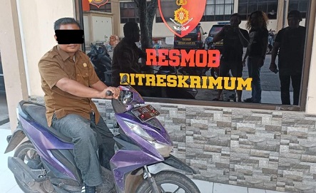 Oknum PNS di Jambi ditangkap curi ponsel (foto/detik)