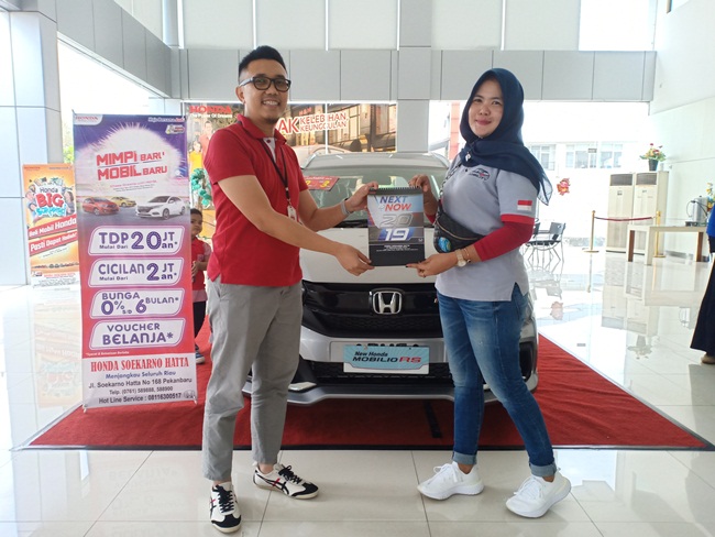 Sambut Imlek, Beli Mobil di HSH Bisa Bawa Pulang Angpao