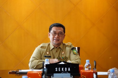 Ketua Panitia Seleksi, Syahrial Abdi umumkan seleksi direksi BRK Syariah diperpanjang (foto/ist)