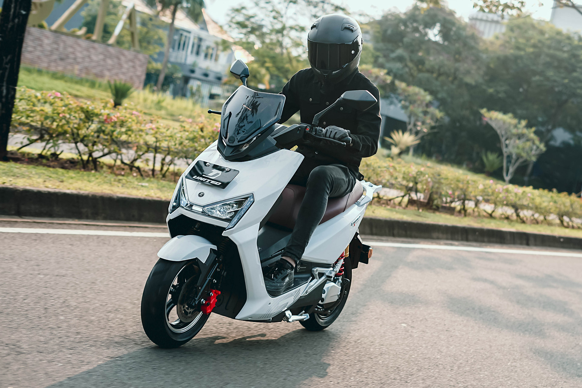 Salah satu tipe United E-Motor yang ditawarkan kepada konsumen di Kota Pekanbaru. Foto Int