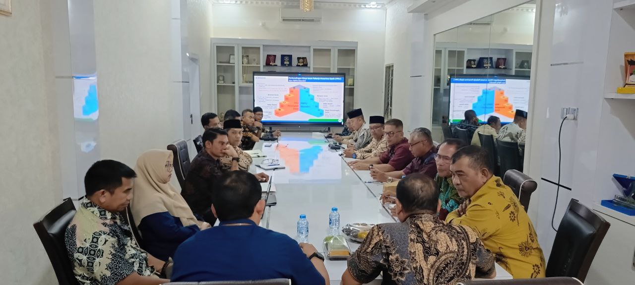 BPJS Kesehatan Cabang Dumai menggelar FGD bersama perangkat desa di Kepulauan Meranti (foto/Bambang)