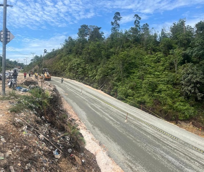 Jalan lintas Riau-Sumbar di Tanjung Alai Kampar