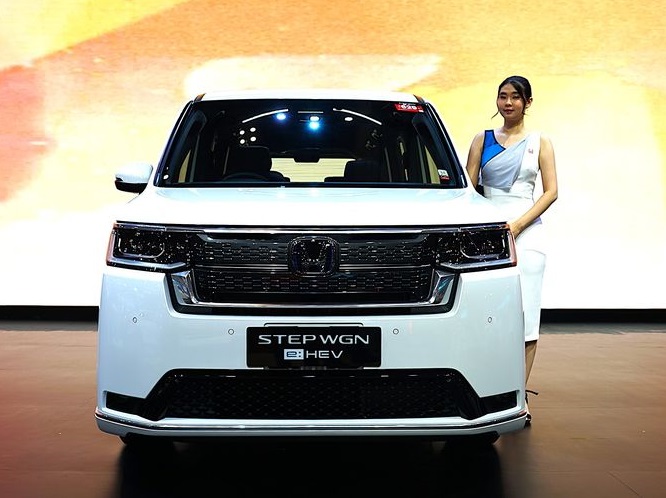 Honda Step WGN e:HEV Catat Distribusi Positif, Target 2.000 Unit per Tahun di Indonesia