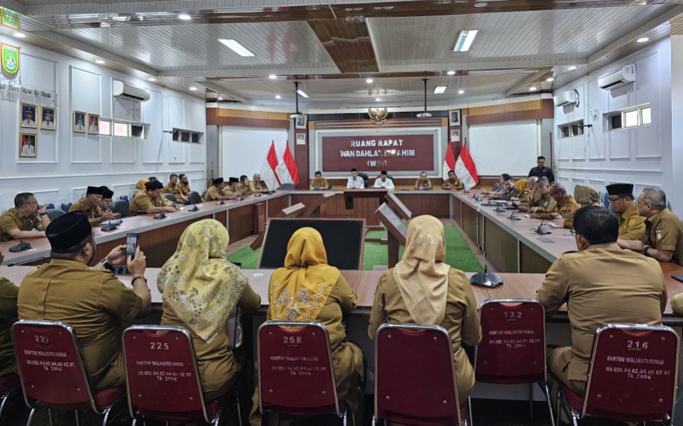 Walikota Dumai, Paisal pmpin Rakor perdana bersama seluruh Kepala Perangkat Daerah (foto/bambang)