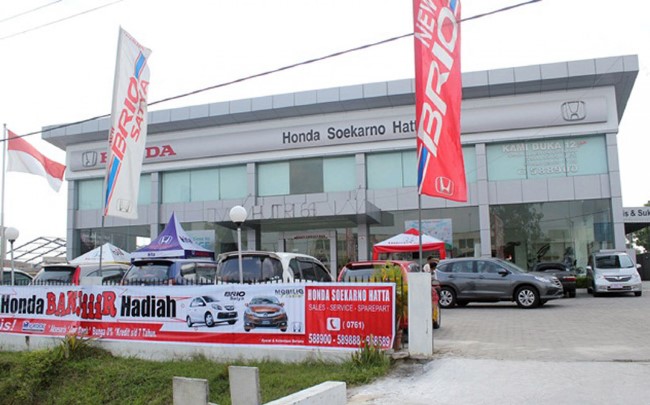 Showroom HSH Pekanbaru.