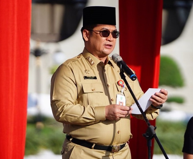 Sekdaprov Riau, Syahrial Abdi.