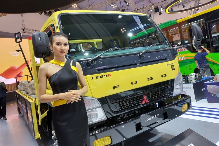 Mitsubishi Canter di GIIAS 2023.(foto: int)