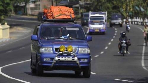 Waspada! Mobil Kelebihan Muatan Sulit Dikendalikan, Berpotensi Picu Kecelakaan