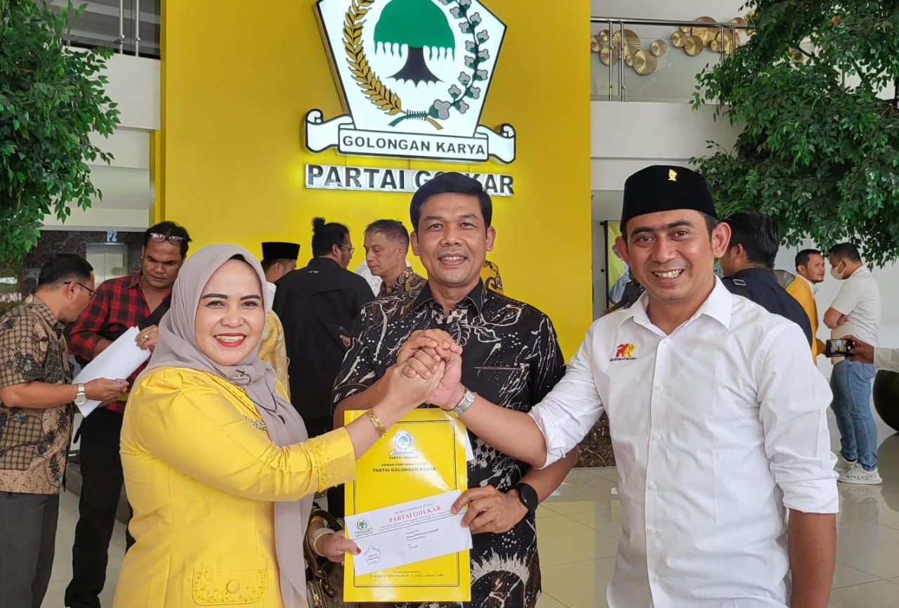 Ida Yulita Susanti dan Kharisman Rasanya resmi didukung Golkar menuju Pilwako Pekanbaru 2024.