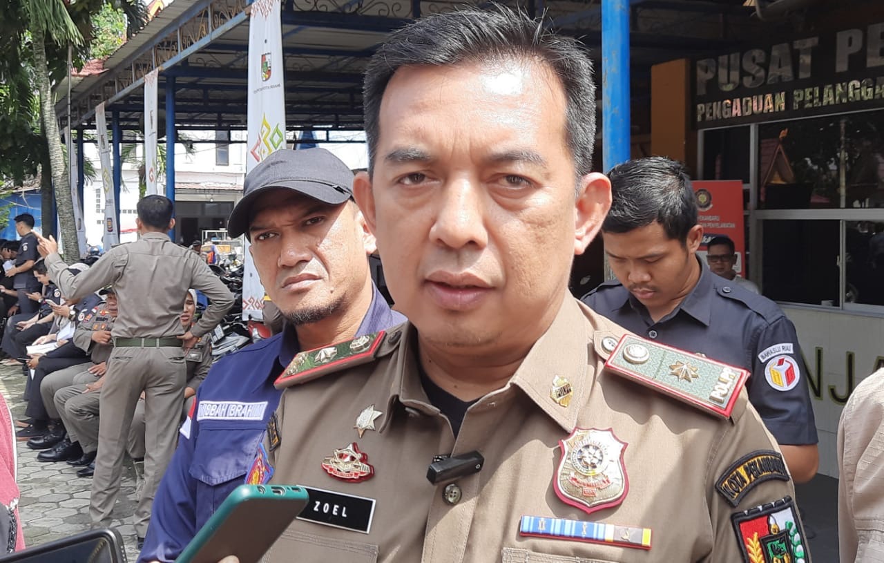 Kepala Satpol PP Kota Pekanbaru, Zulfahmi Adrian (foto/int)