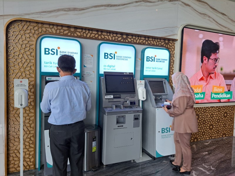 Nasabah sudah dapat kembali transaksi di ATM BSI (foto/ist)