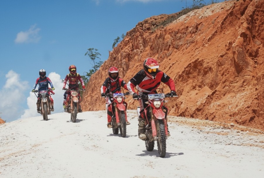Capella Honda Ajak Bikers Rasakan Ketangguhan CRF di Alam Bangkinang