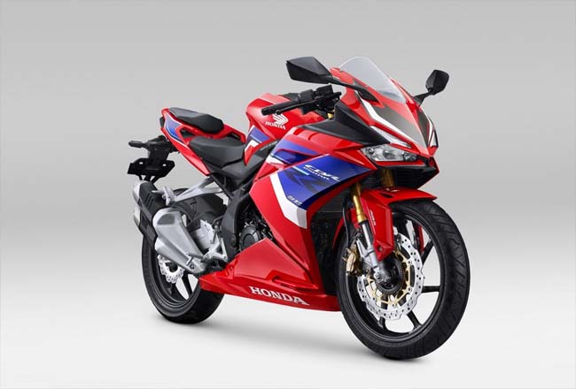 AHM Luncurkan CBR600RR dan Lengkapi Jajaran CBR Tricolor Series