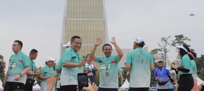 Paslon Gubernur dan Wakil Gubernur Riau Abdul Wahid-SF Hariyanto akan terima SK dukungan PDIP hari ini, Kamis (8/8/2024) (foto: Abdul Wahid-SF Hariyanto di acara Bhayangkara Run beberapa waktu lalu) 