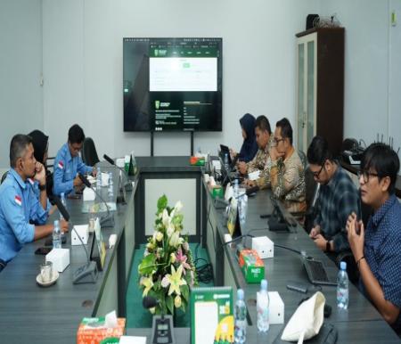Jadi Rujukan Nasional: Universitas Ibnu Sina Batam Lakukan Benchmarking ke Biro Humas dan Promosi UIR